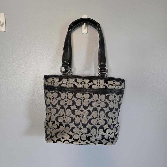 NWT Coach Penelope Signature Lunch Tote Bag Navy Blue with dust bag - Picture 9 of 12